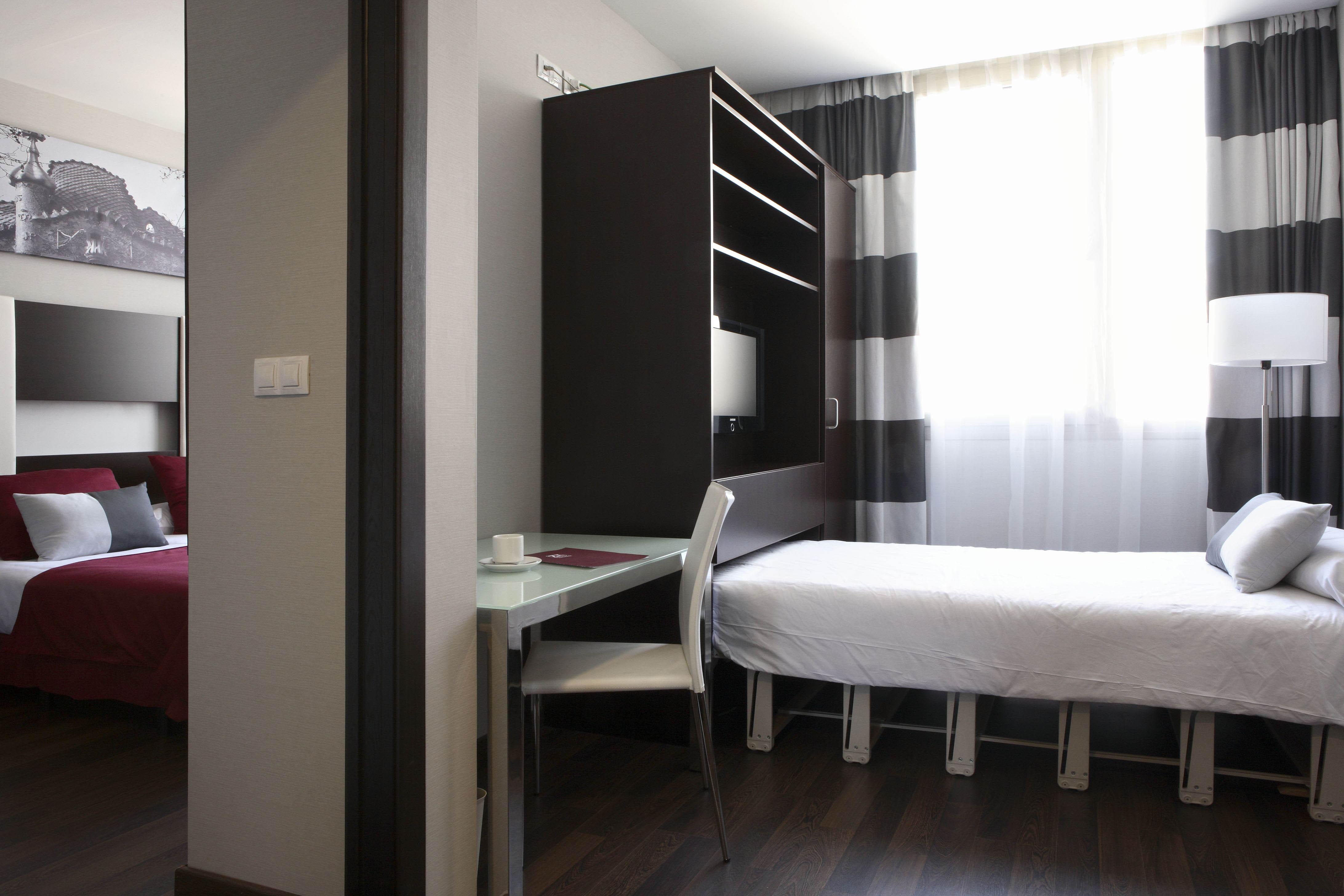 & Olimpica 4* Barcelone